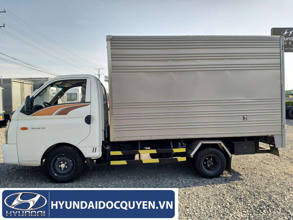 XE TẢI HYUNDAI NEW PORTER H150 THÙNG KÍN THÀNH CÔNG LẮP RÁP