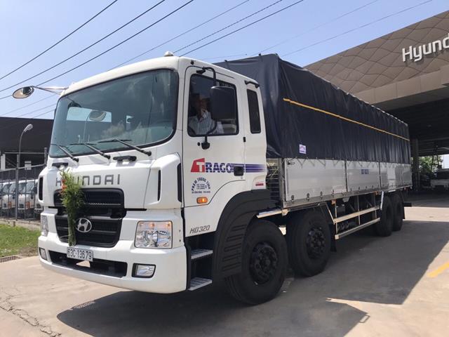 Xe Tải Hyundai 4 Chân HD320 Đời 2020