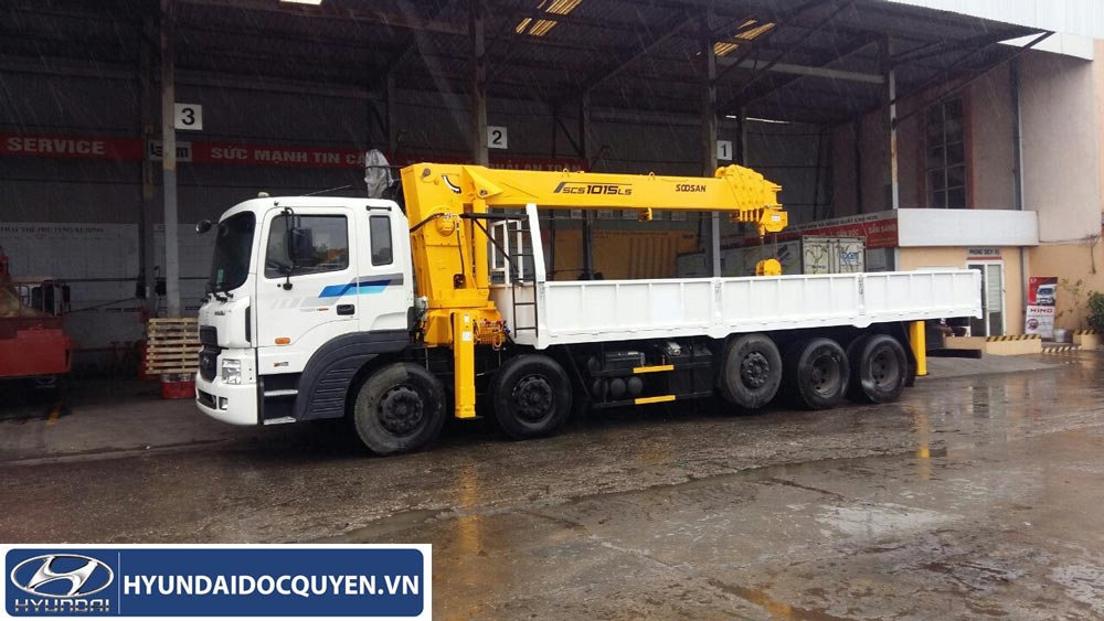 Cẩu Soosan 10 tấn SCS1015Ls trên nền Hyundai HD360 5 chân