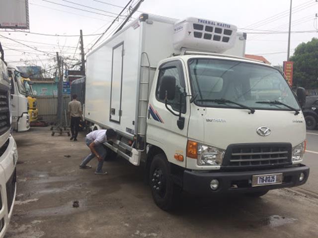 XE ĐÔNG LẠNH 2 CHÂN HYUNDAI HD99 | GIÁ XE ĐÔNG LẠNH