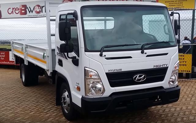 Xe Tải EX8 Hyundai Mighty 8 Tấn Thùng Dài 5m6 Lửng, Mui Bạt, Kín Composite