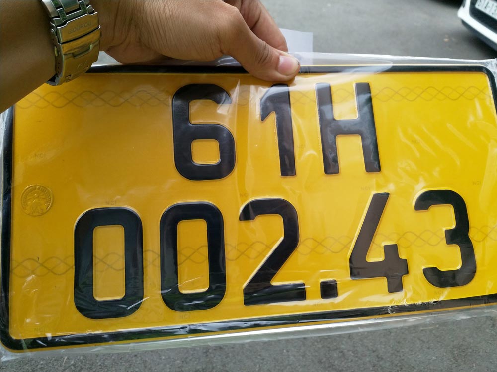 Thủ Tục Cấp Đổi Mới Biển Số Vàng Đối Với Xe Kinh Doanh Vận Tải